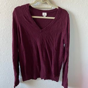 Maroon sweater